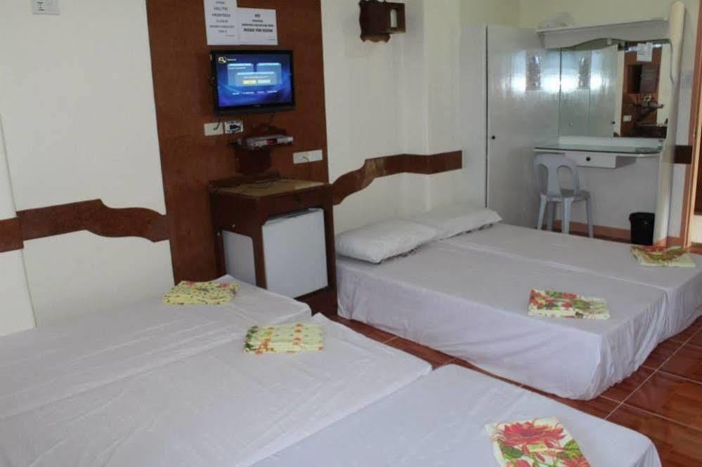 Golden Stallion Suites Cagayán de Oro Exterior foto